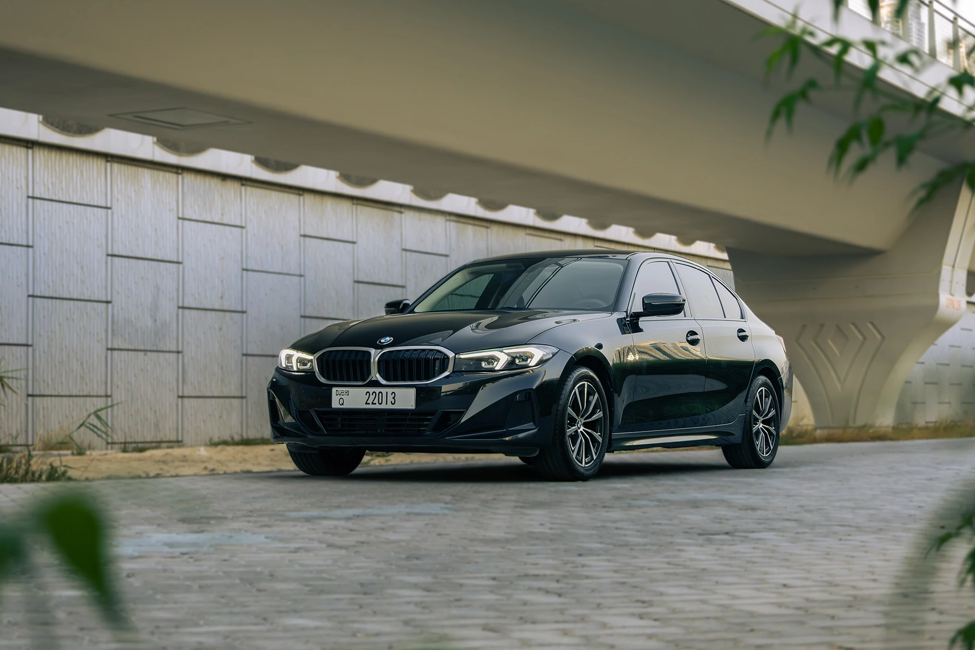 BMW 318i New Gen Black BMW 318i New Gen Black