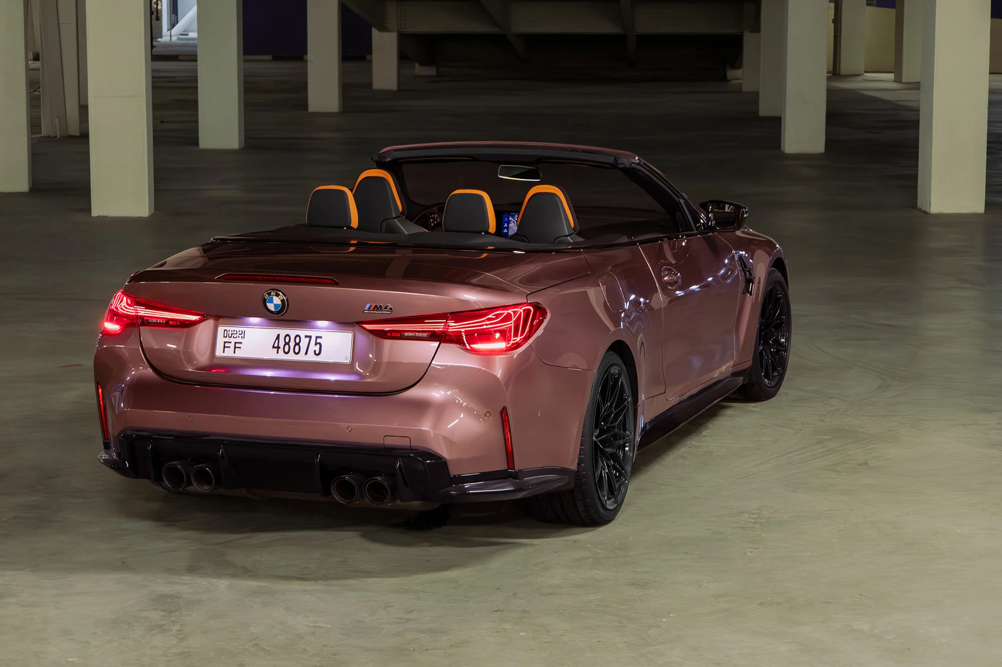 BMW M4 Cabrio Daytona Violet BMW M4 Cabrio Daytona Violet