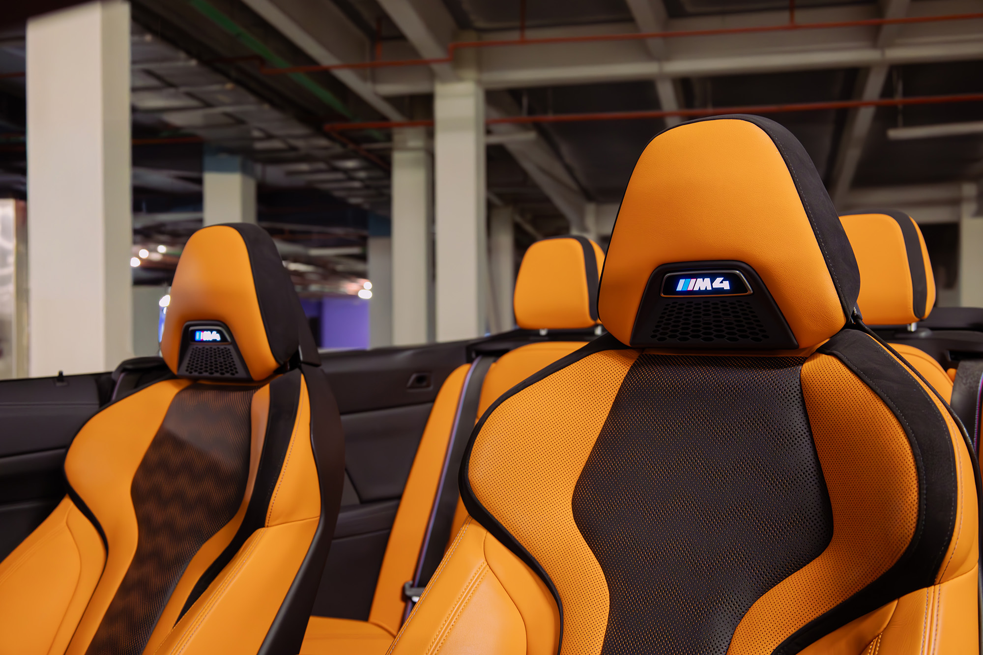 BMW M4 Competition Convertible Daytona Violet