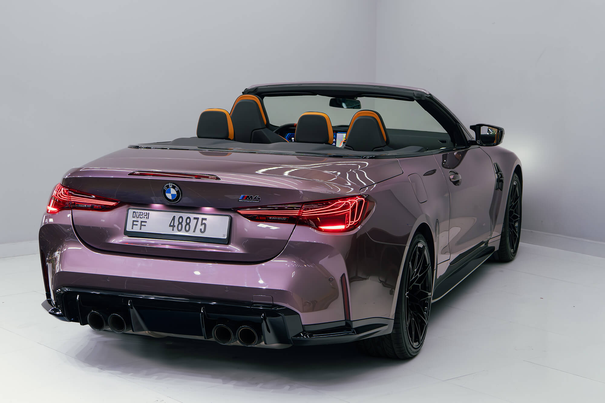 BMW M4 Pink