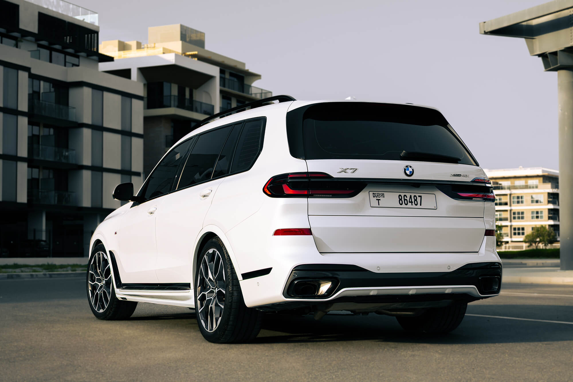 BMW X7 40i New Gen White