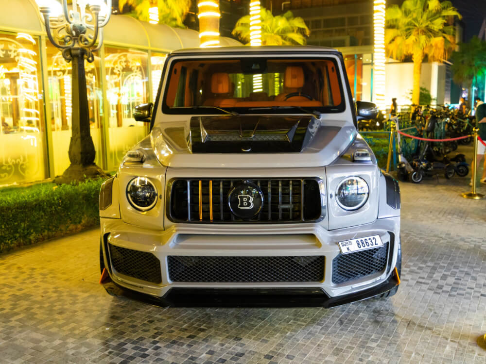 Filo Maliyetleri Nasıl Azaltılır ve Araç Verimliliği Nasıl Artırılır Mercedes G63 yollarda