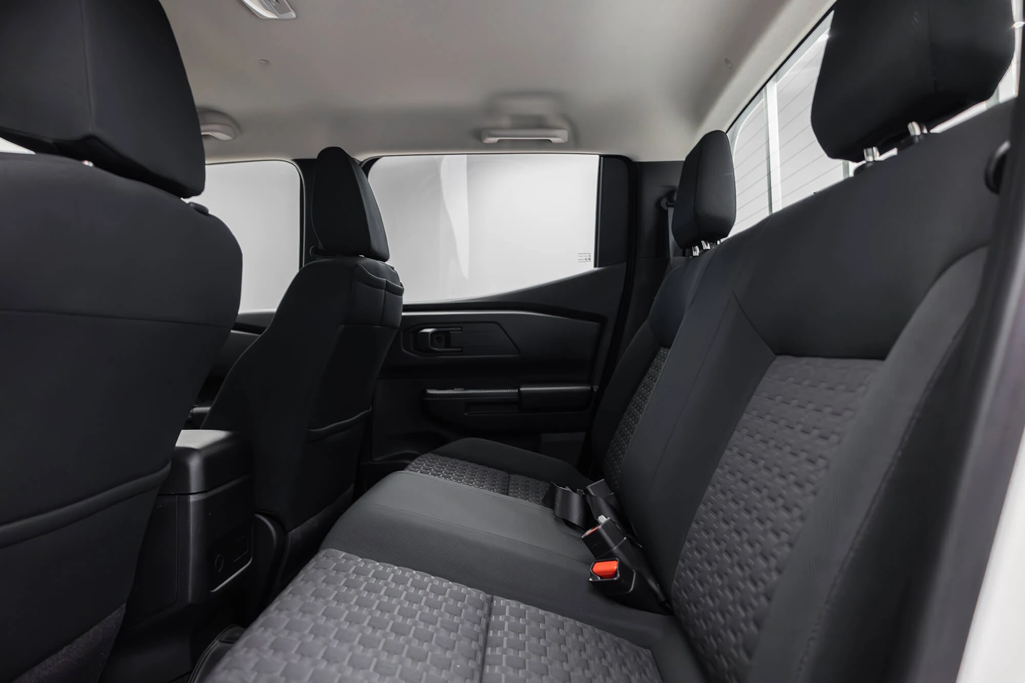 Mitsubishi L200 Doppelkappe Automatik Weiß Mitsubishi L200 Doppelkappe Automatik Weiß