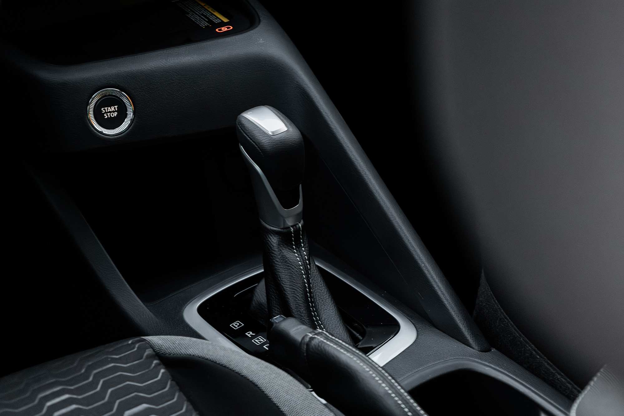 Nissan Magnite White