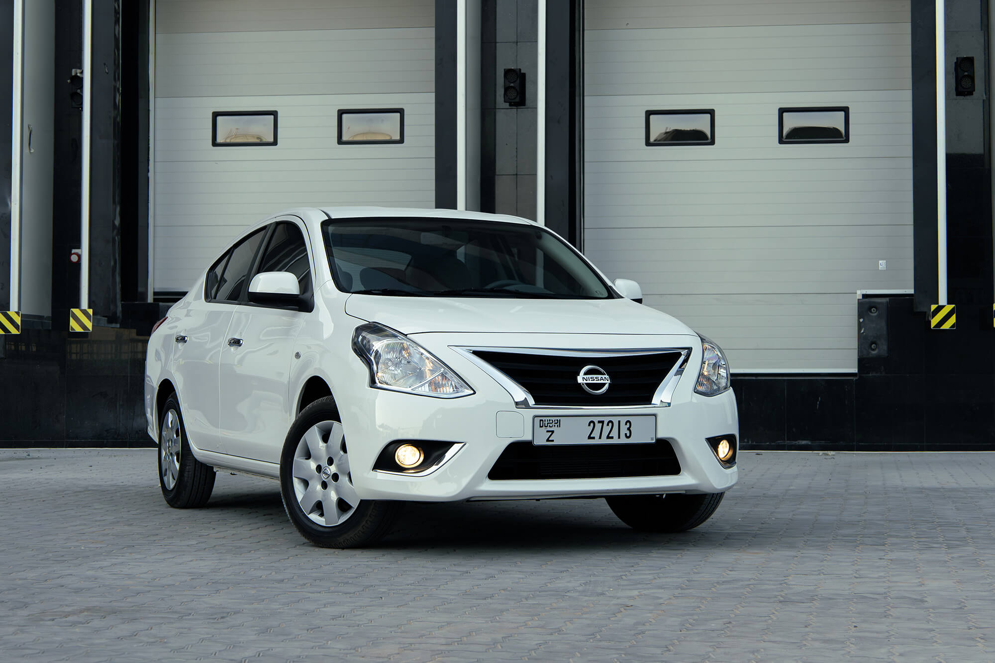 Nissan Sunny White