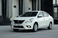 nissan sunny white in Dubai