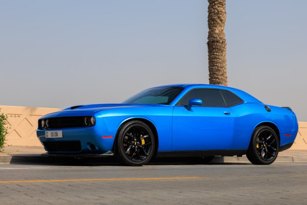 Dodge Challenger GT Blue
