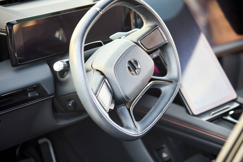 Overview of the Innovative Electric SUV HiPhi X HiPhi X electric SUV interior