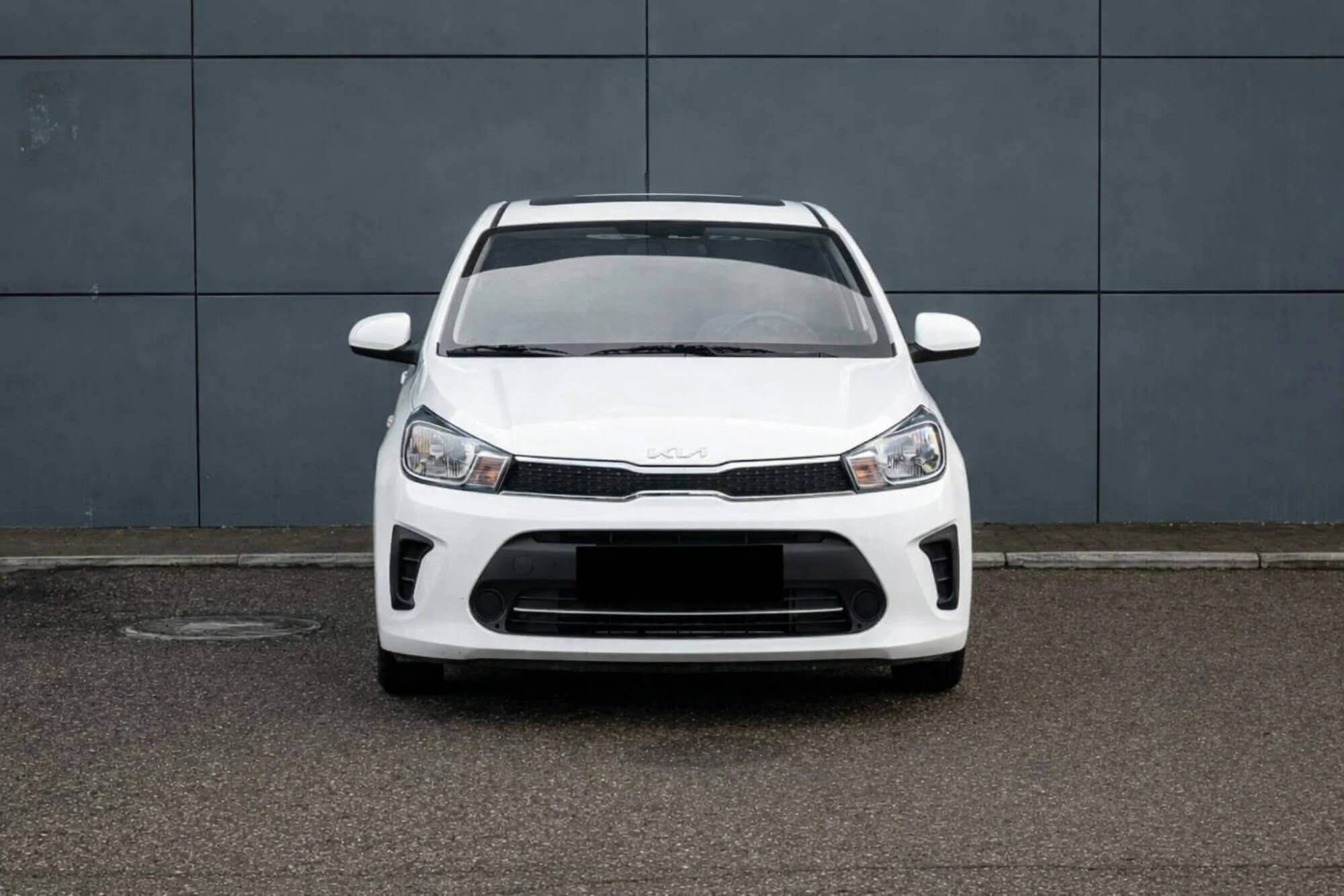 Kia Pegas Beyaz