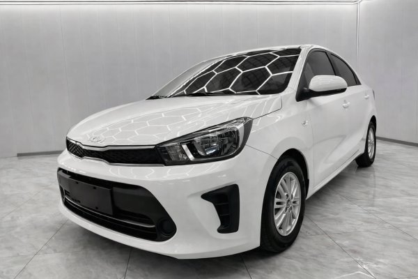 Kia Pegas Bianco