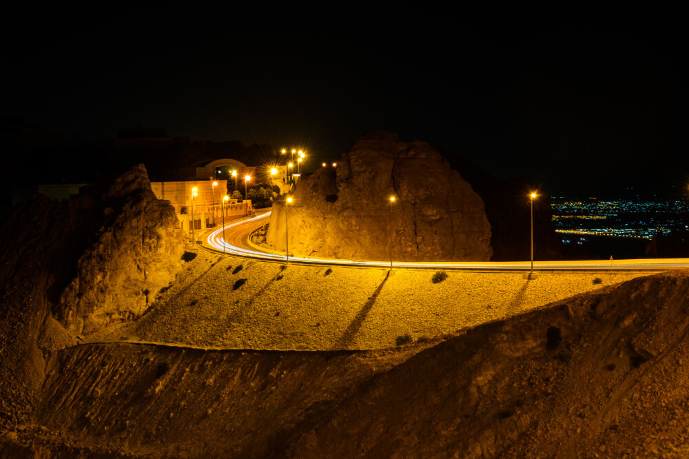 阿联酋贾贝尔哈菲特山