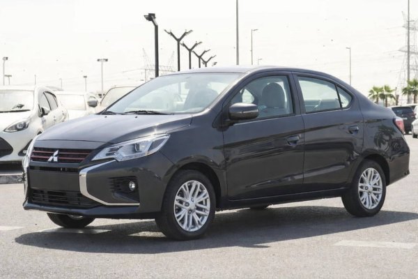 Mitsubishi Attrage Gris