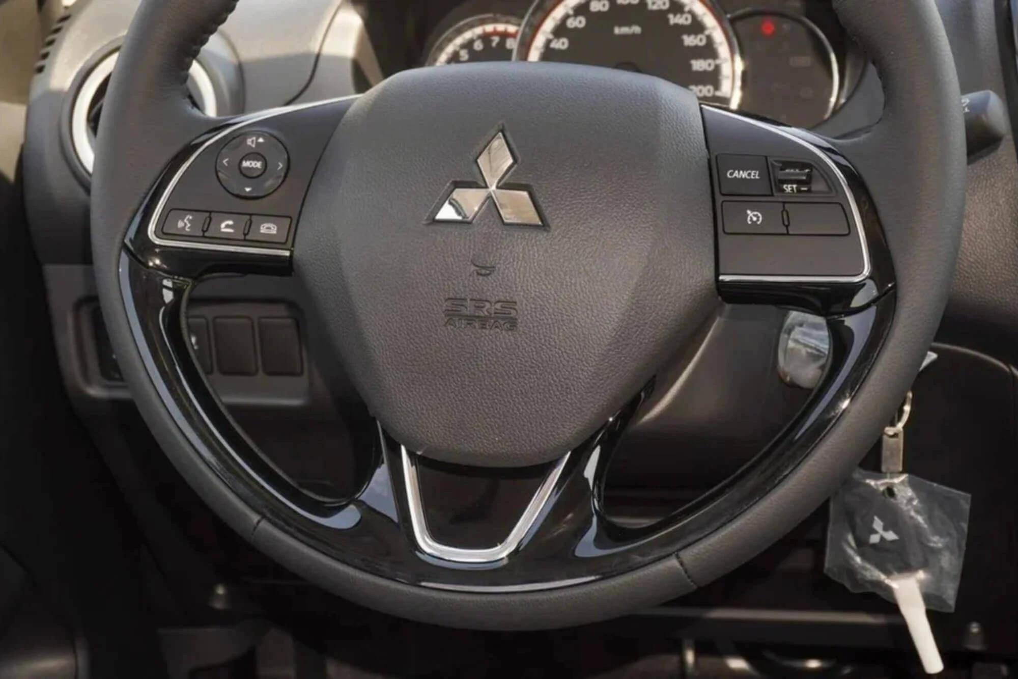 Mitsubishi Attrage Grigio Mitsubishi Attrage Grigio