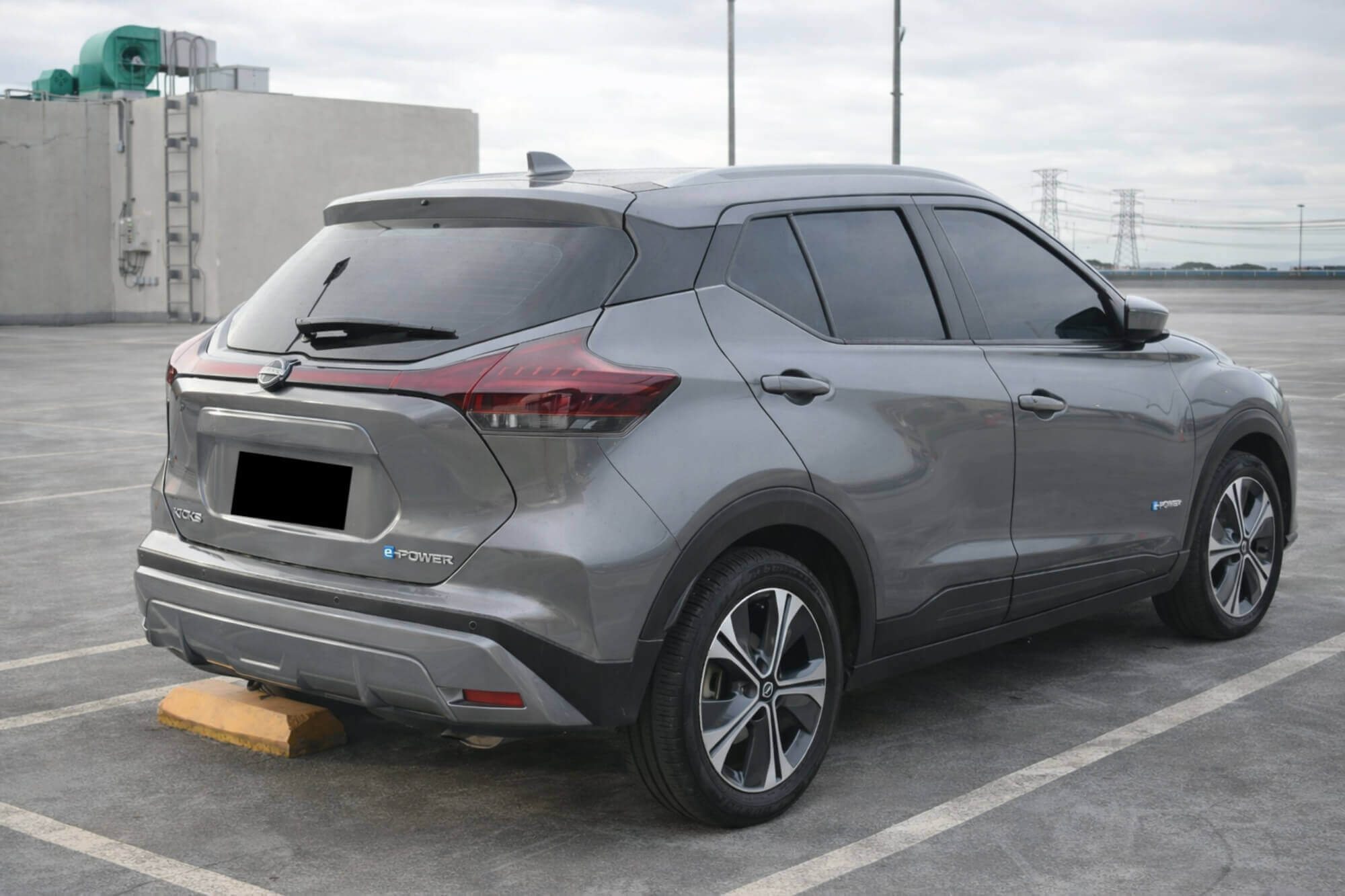 Nissan Kicks Gri