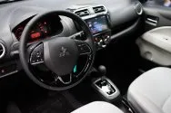 Mitsubishi Attrage Röd Mitsubishi Attrage Röd