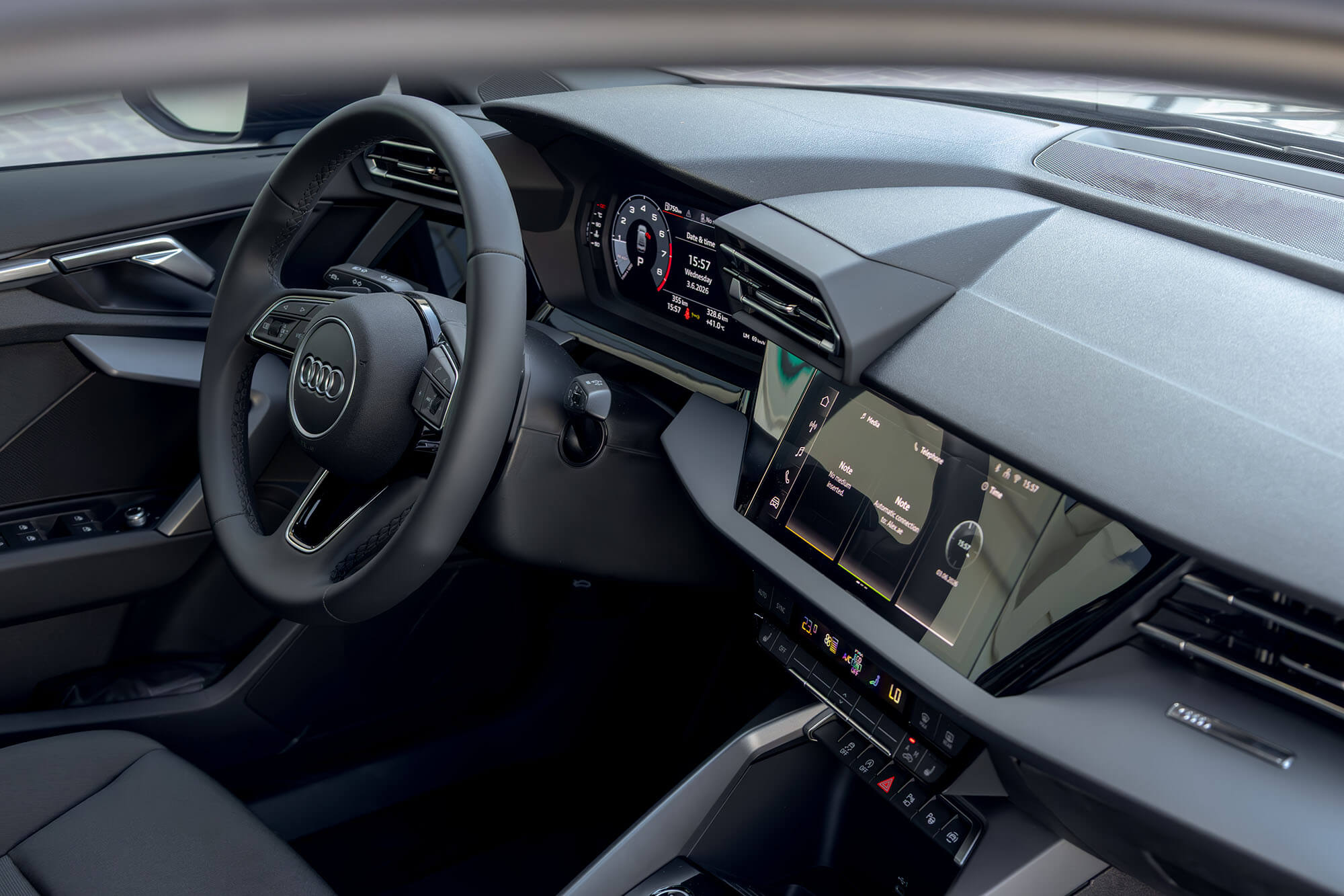 Audi A3 דור חדש אפור כהה