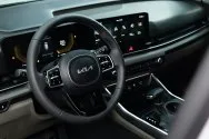 Kia Carnival Neue Generation Silber Kia Carnival Neue Generation Silber