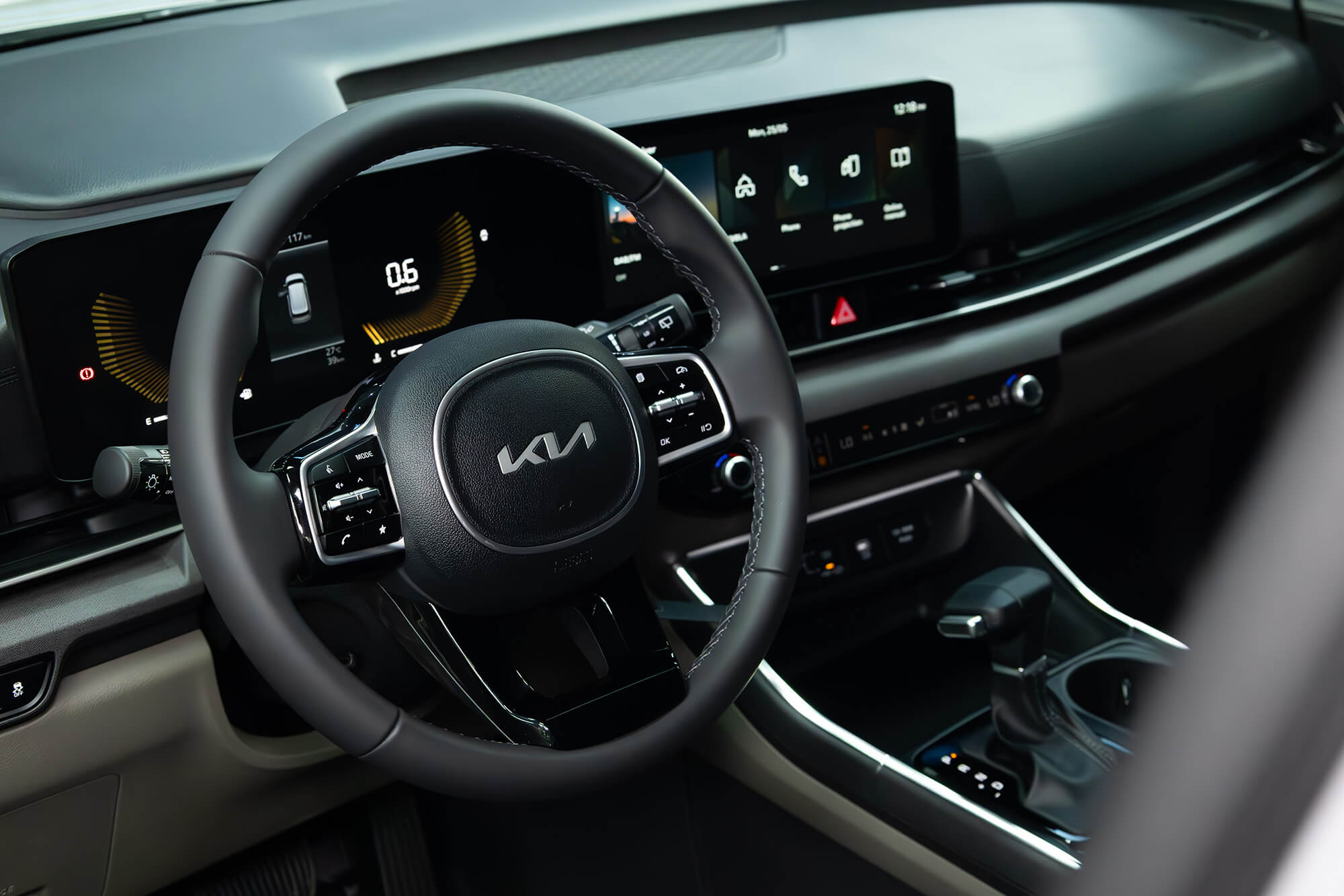 Kia Carnival New Gen Silver