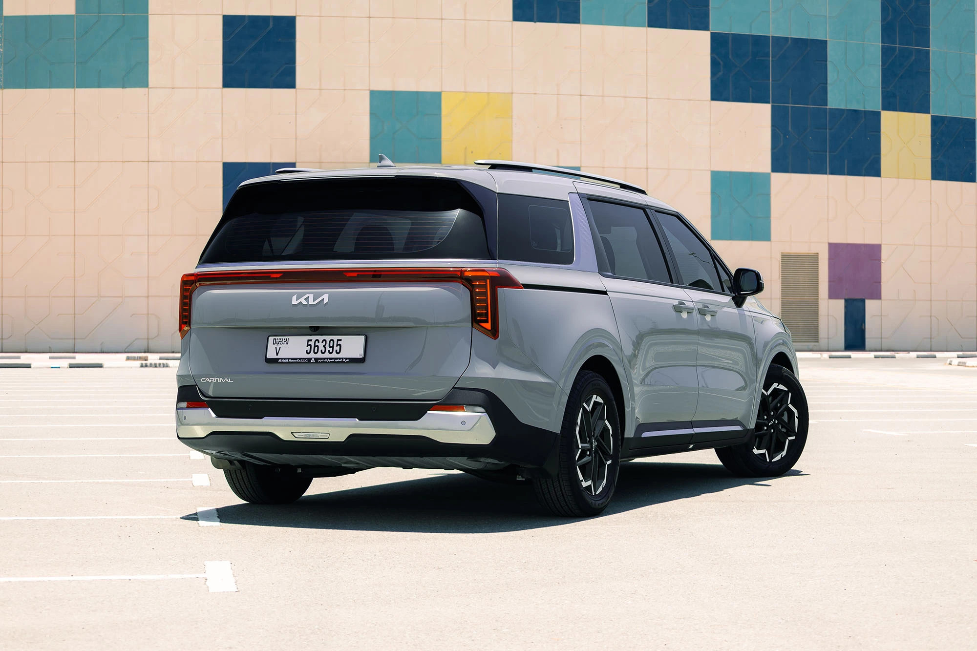 Kia Carnival New Gen Silver Kia Carnival New Gen Silver
