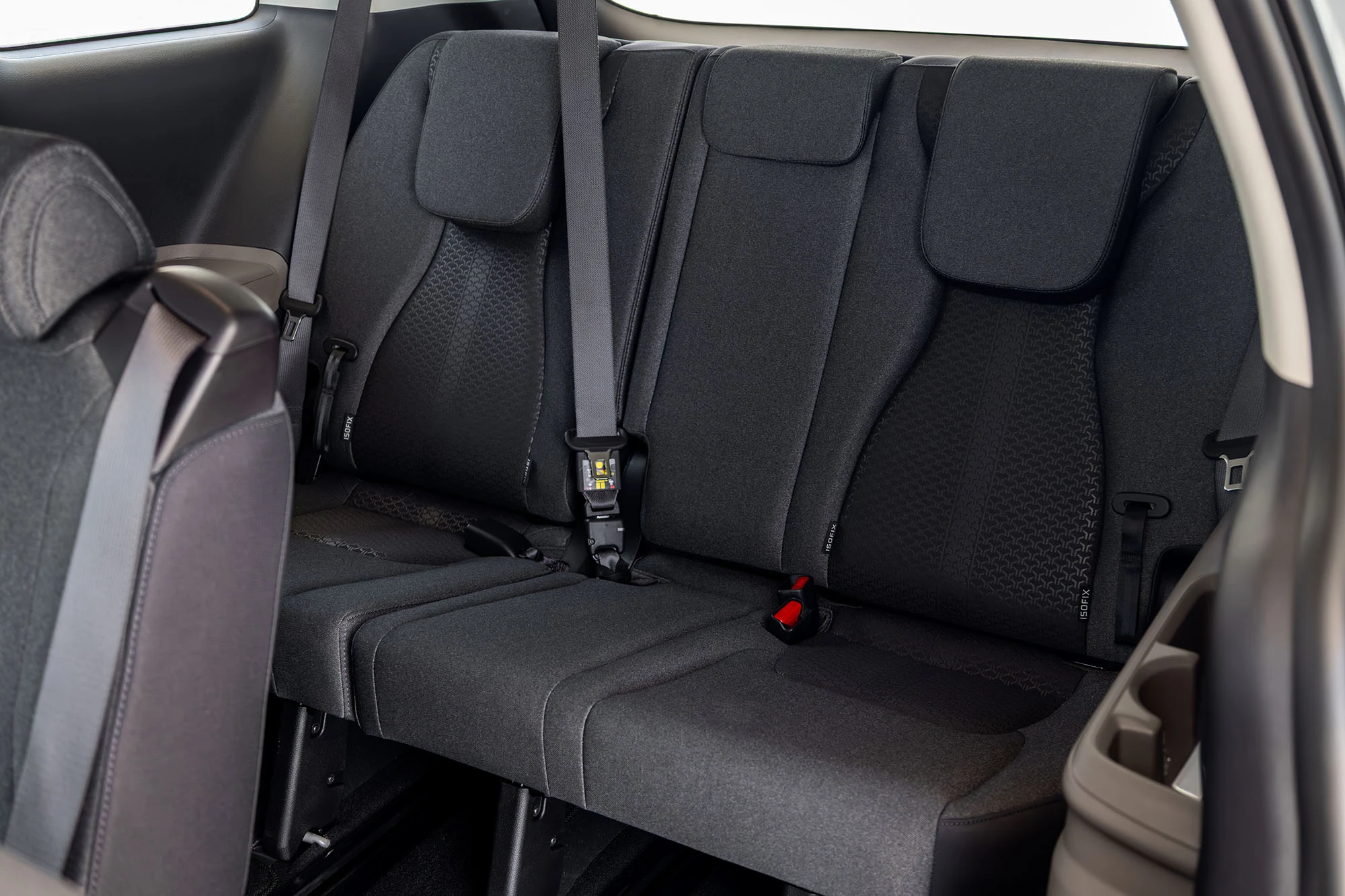 Kia Carnival New Gen Silver Kia Carnival New Gen Silver