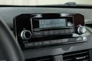 Mitsubishi L200 מכסה כפול אוטומטי לבן Mitsubishi L200 מכסה כפול אוטומטי לבן