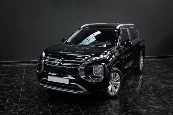 Mitsubishi Outlander Negro