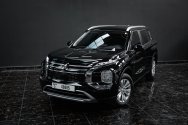 Mitsubishi אאוטלנדר שחור Mitsubishi אאוטלנדר שחור