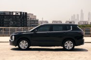 Mitsubishi אאוטלנדר שחור