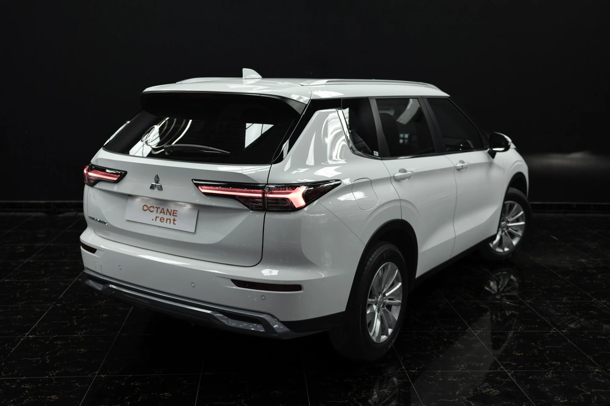Mitshubishi Outlander Weiß Mitshubishi Outlander Weiß