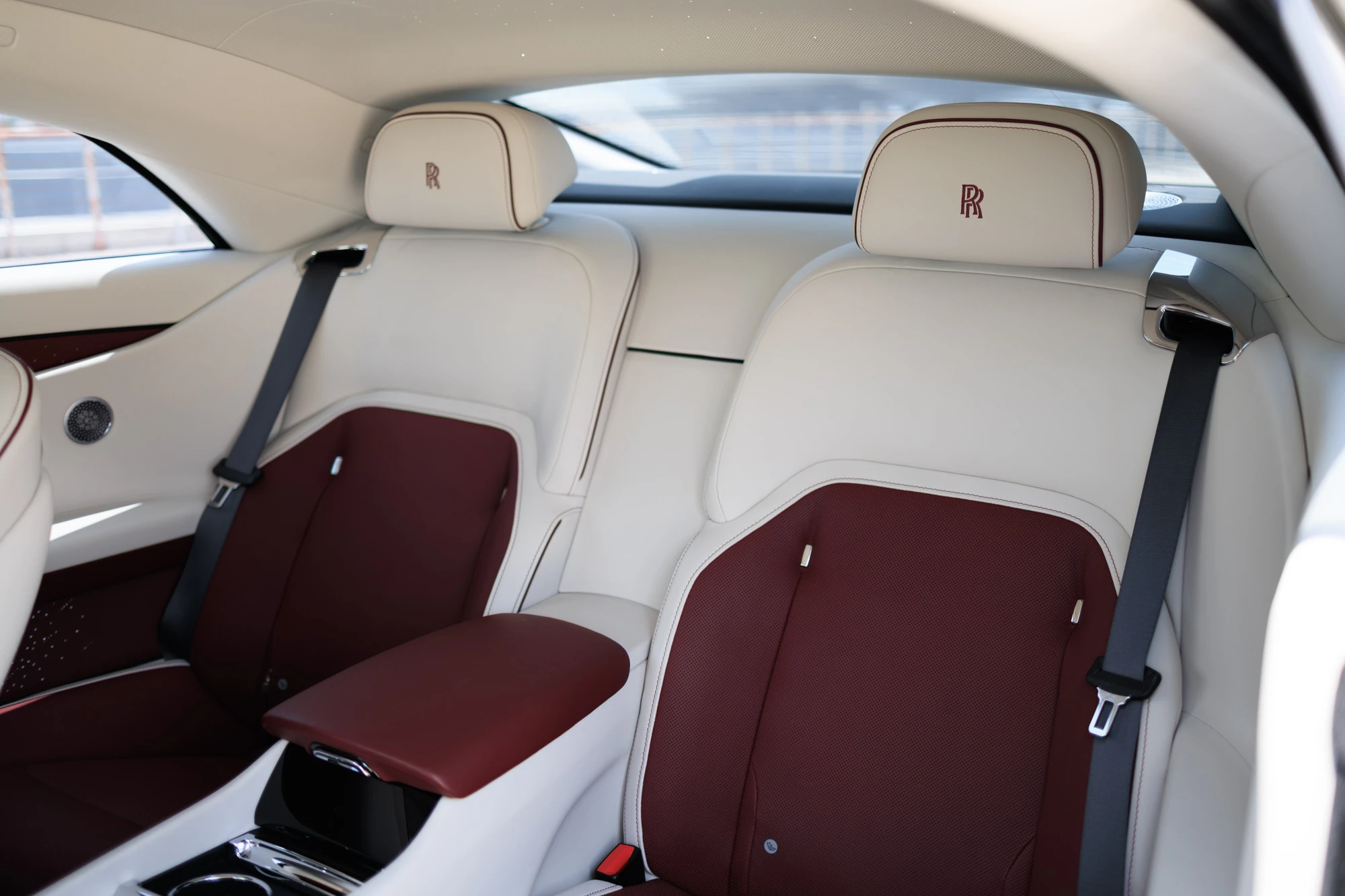Rolls Royce Spectre sort kirsebær Rolls Royce Spectre sort kirsebær