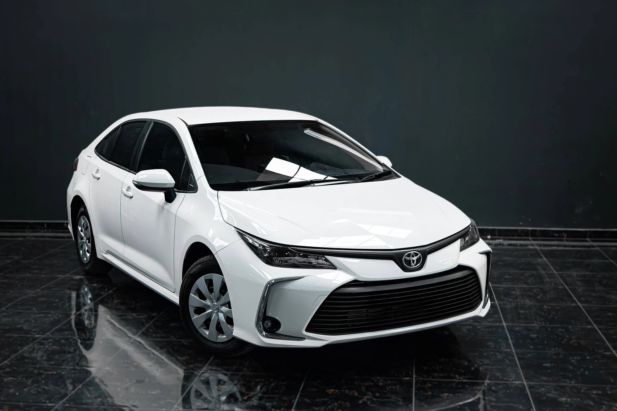 Toyota Corolla לבן