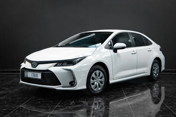 Toyota Corolla לבן