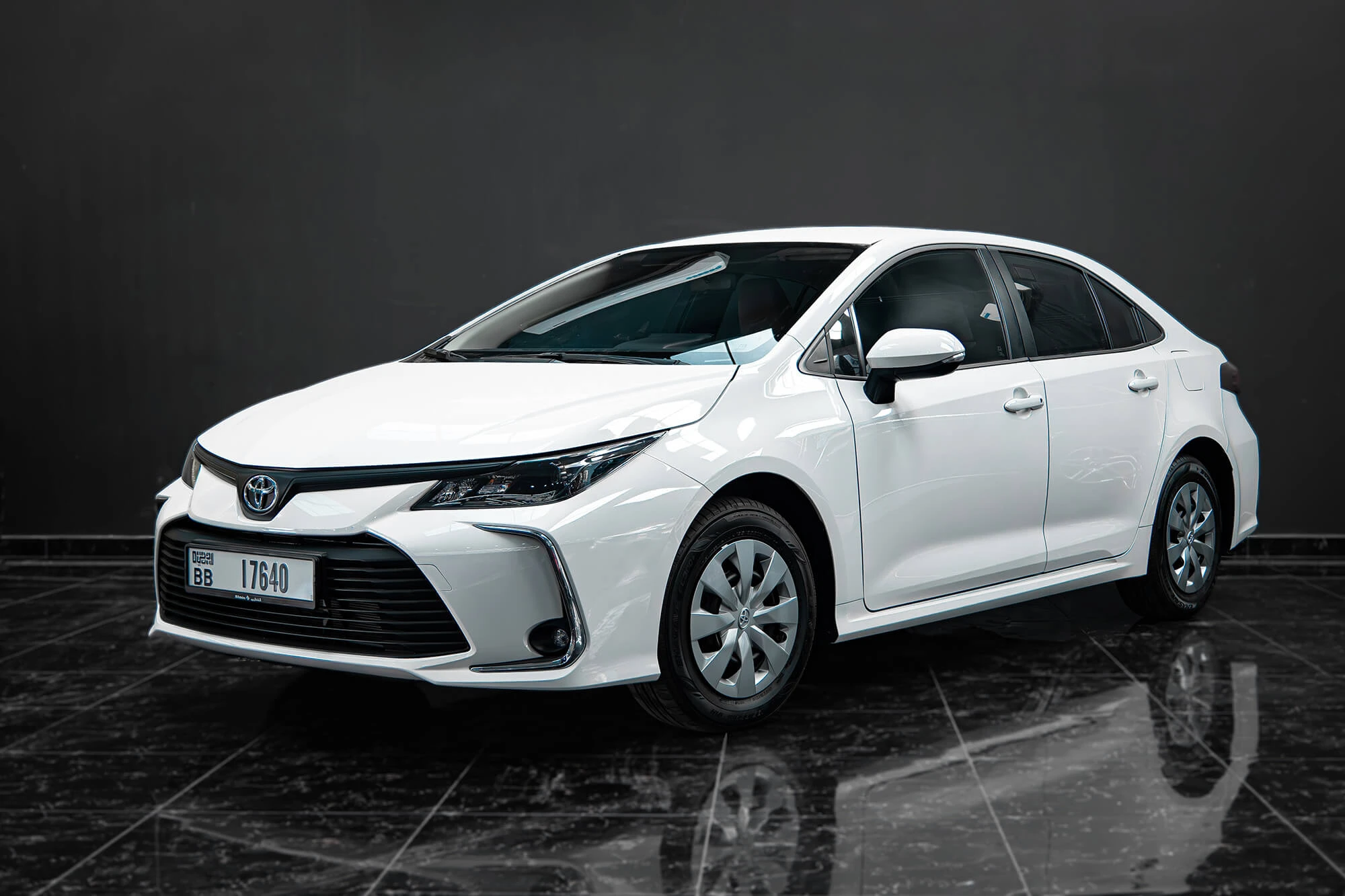 Toyota Corolla לבן