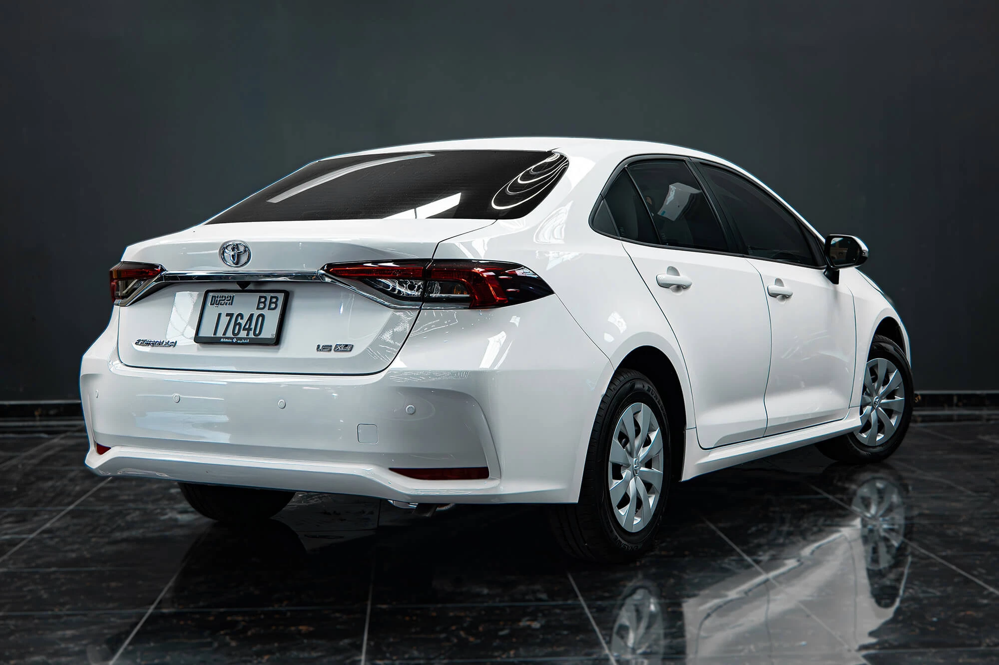 Toyota Corolla לבן