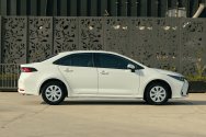 Toyota Corolla לבן