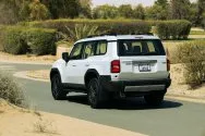 Toyota פראדו מהדור החדש, לבן פנינה