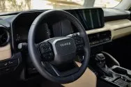 Toyota פראדו מהדור החדש, לבן פנינה