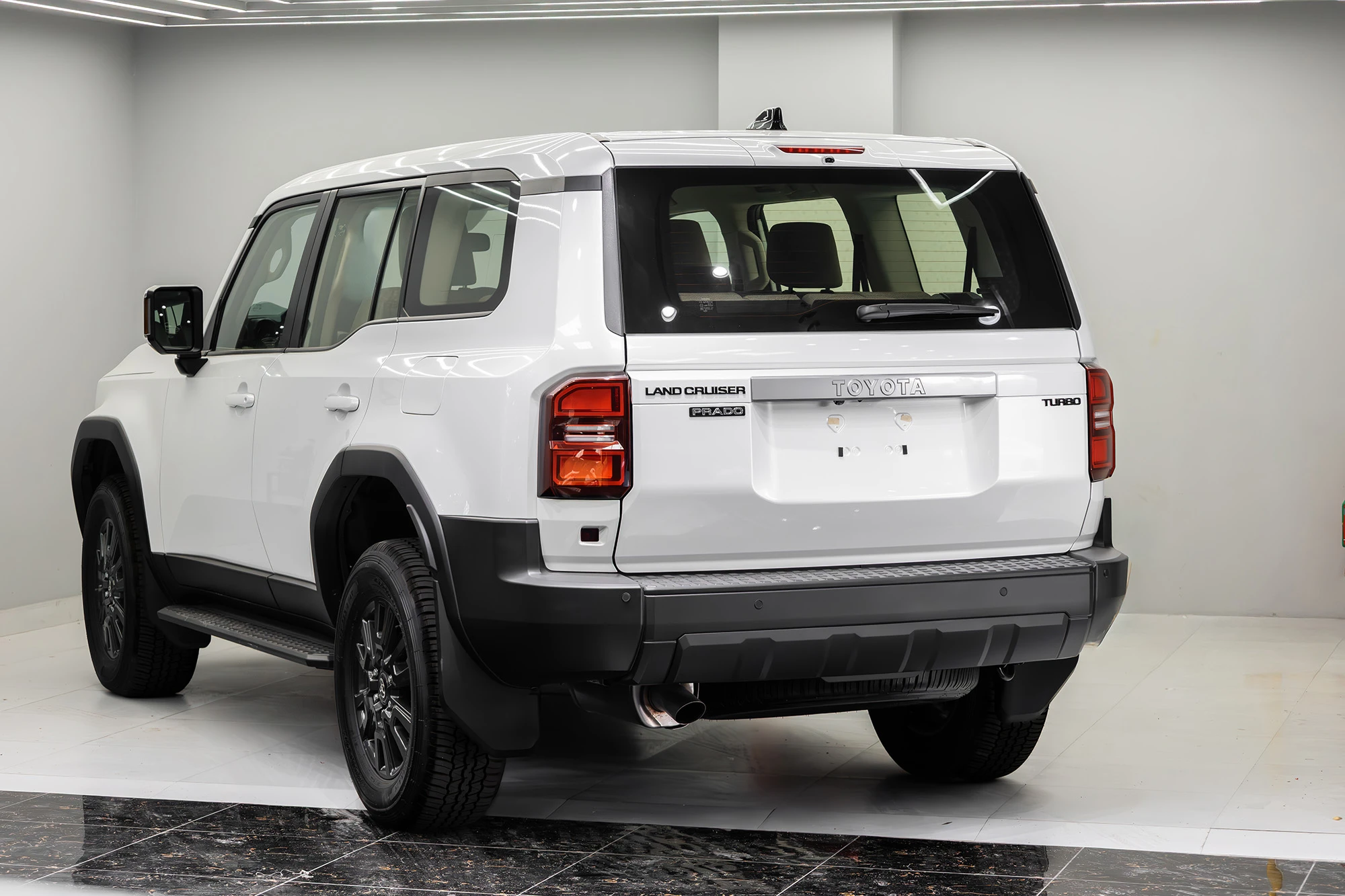 Toyota Prado New Gen White Pearl