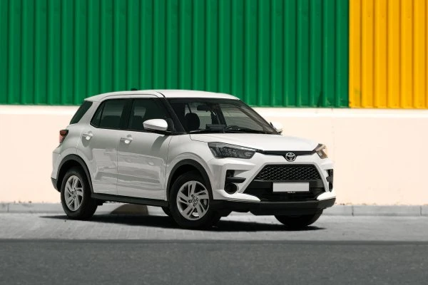 Toyota Raize Weiß Perle