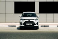 Toyota 雷兹白珍珠