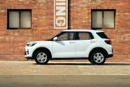 Toyota Raize Vit Pärla
