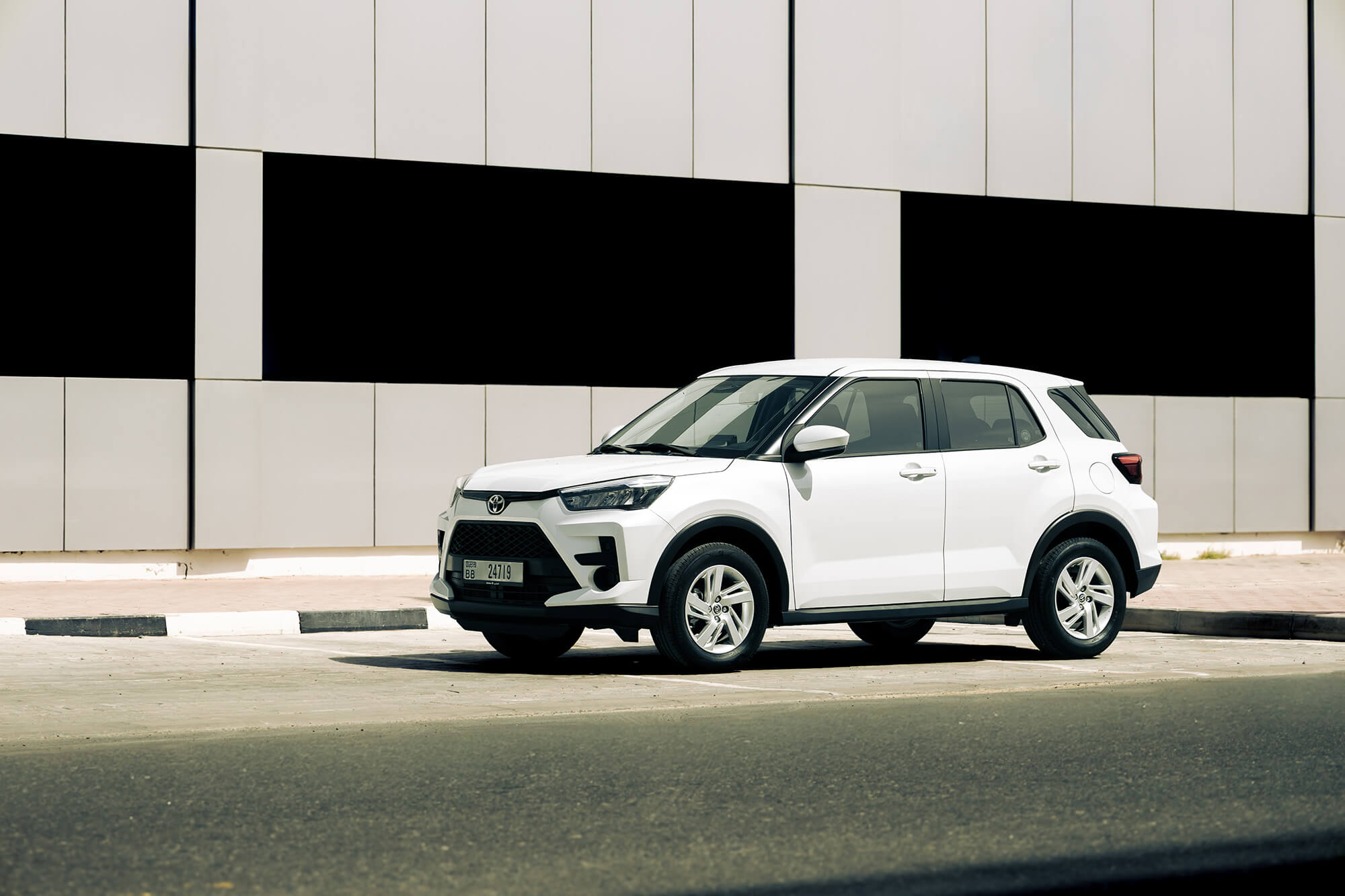 Toyota 雷兹白珍珠