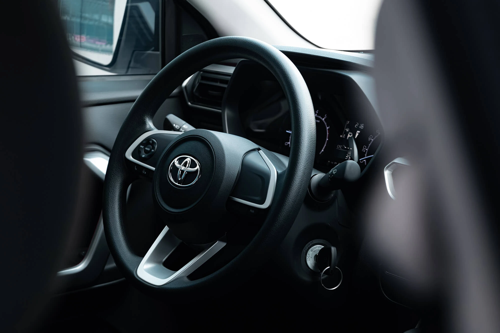 Toyota Raize White Pearl Toyota Raize White Pearl