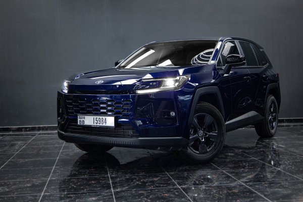 Toyota RAV4 جيل جديد أزرق داكن اللون الأزرق الداكن