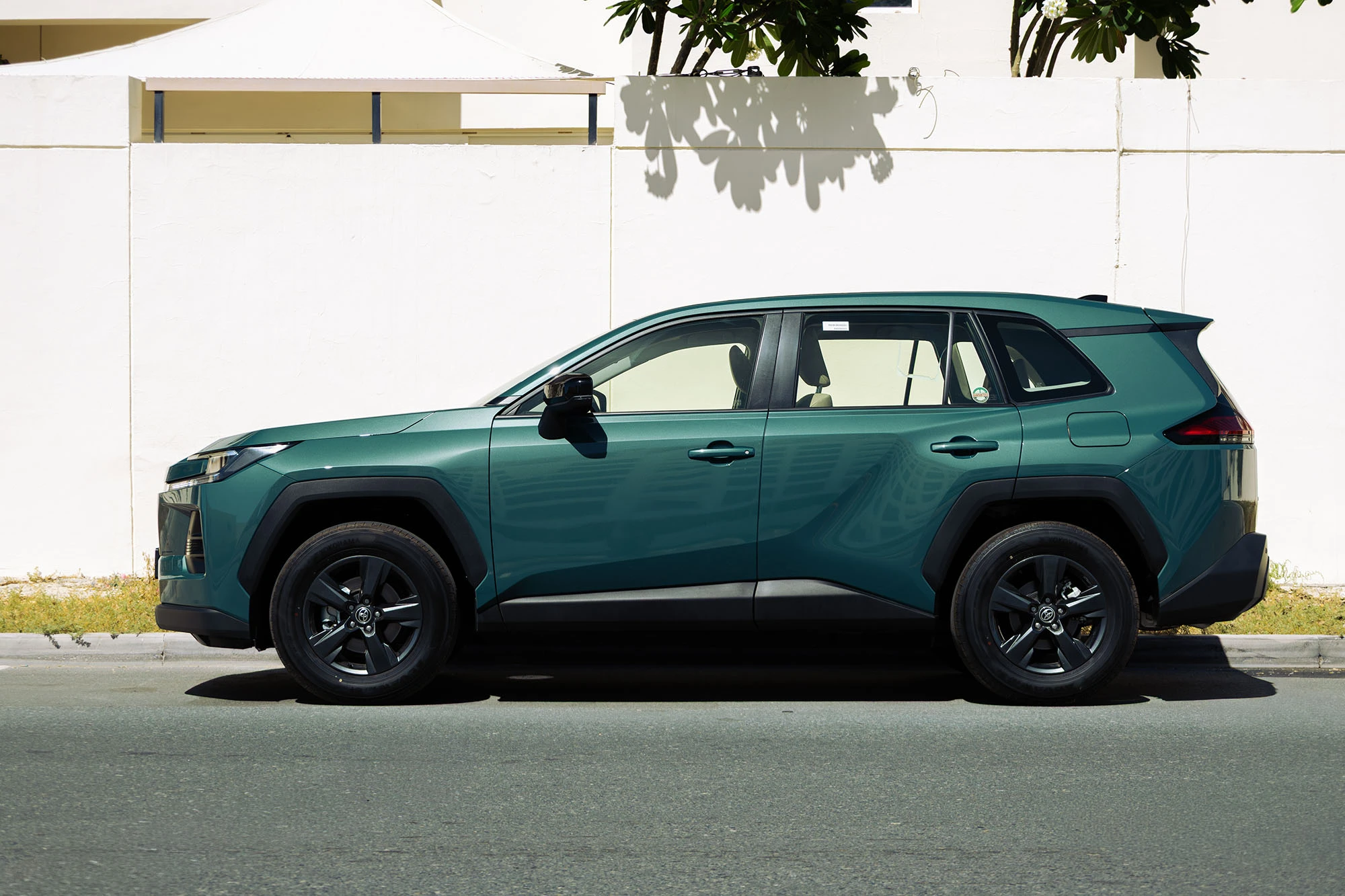 Toyota RAV4 Nueva generación verde Toyota RAV4 Nueva generación verde