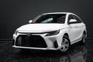 Toyota Yaris דור חדש לבן Toyota Yaris דור חדש לבן