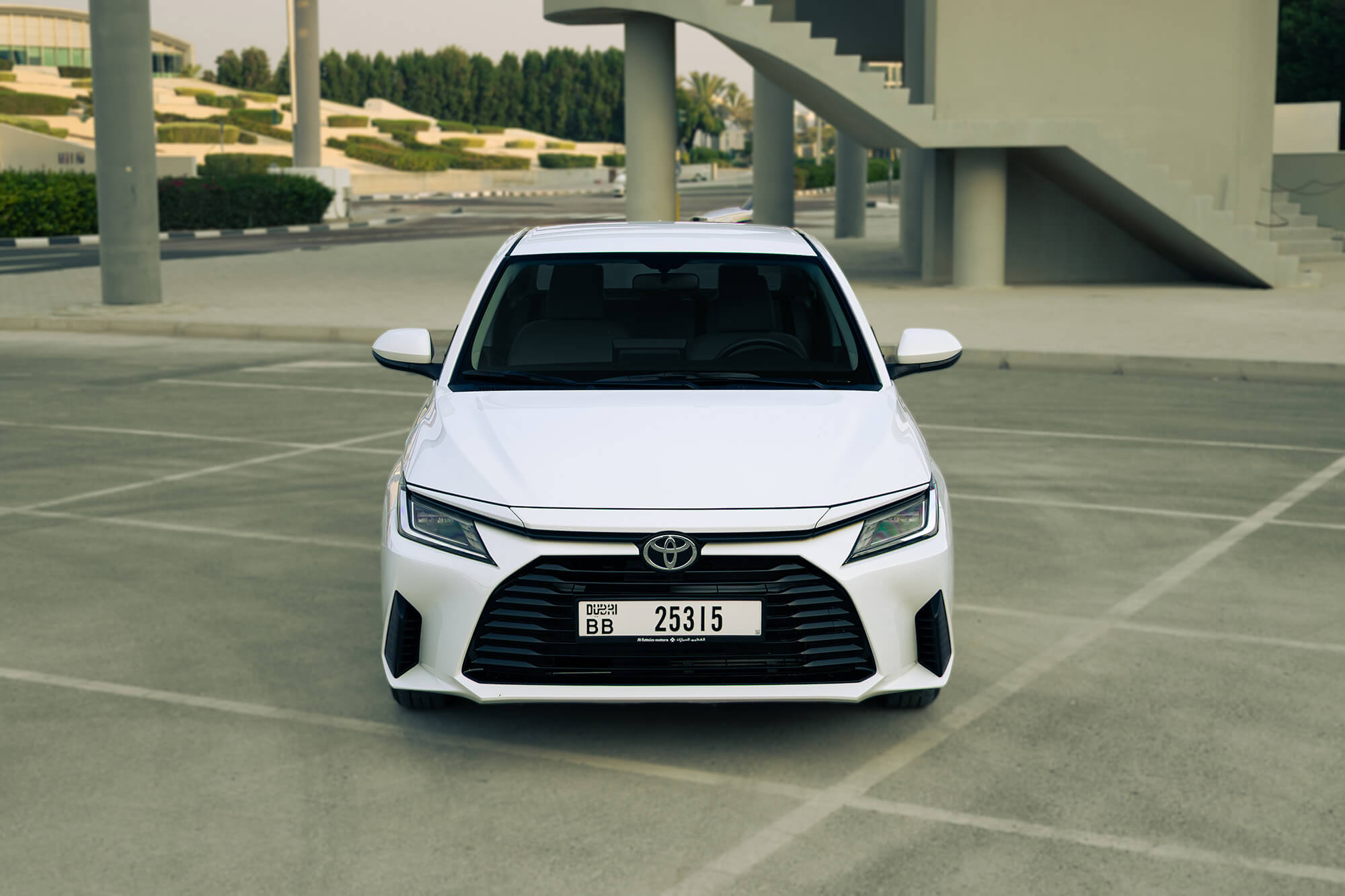 Toyota Yaris דור חדש לבן