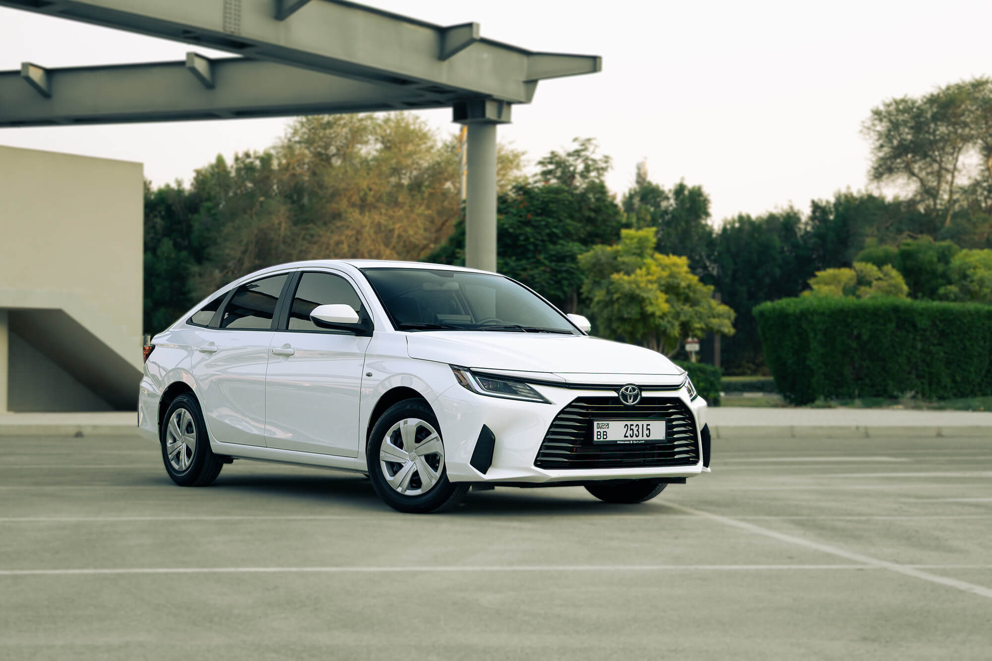 Toyota Yaris דור חדש לבן