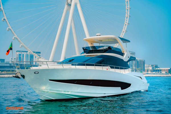 Aquitalia 68 Flybridge