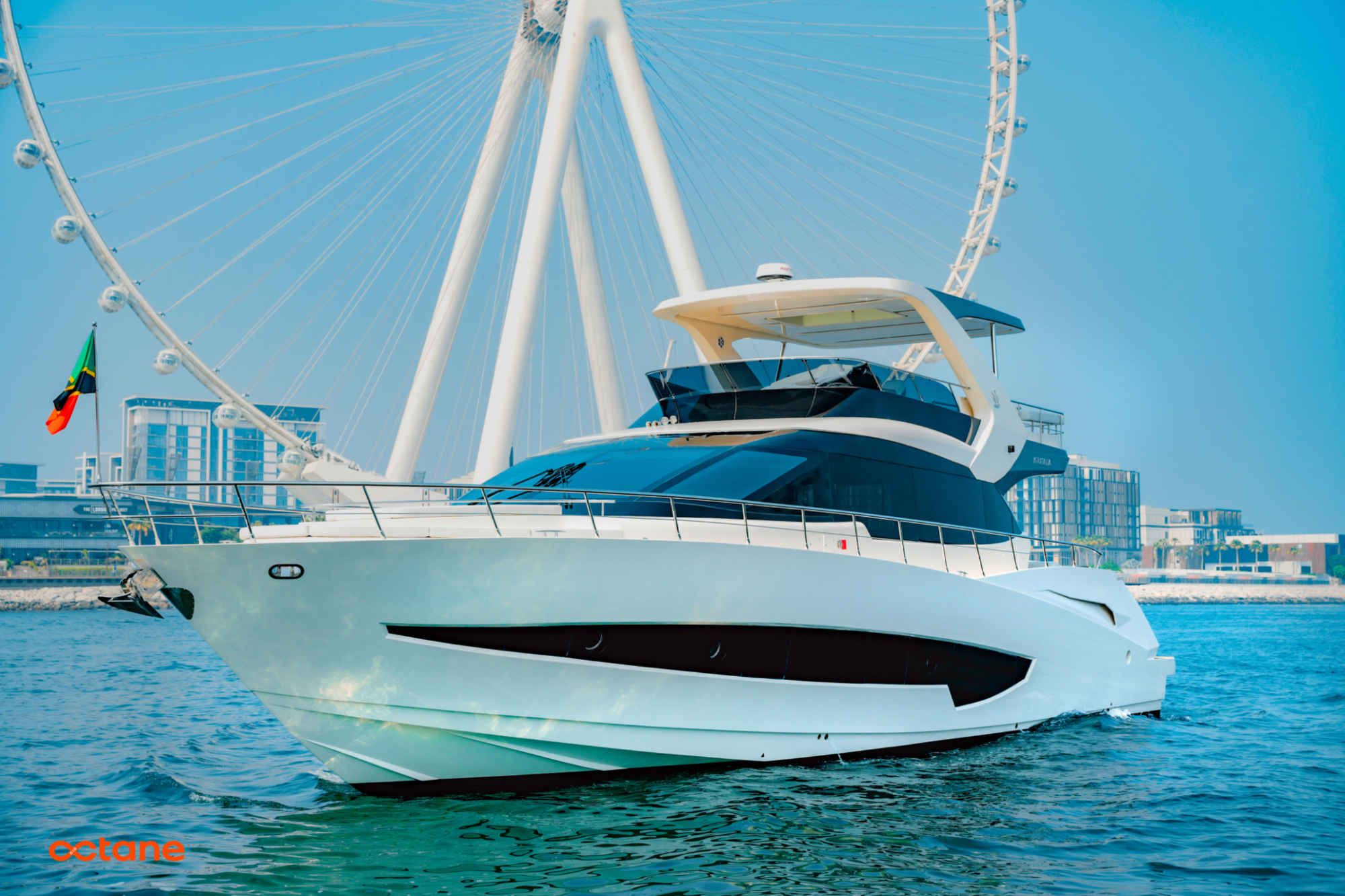 Aquitalia 68 Flybridge Aquitalia 68 Flybridge